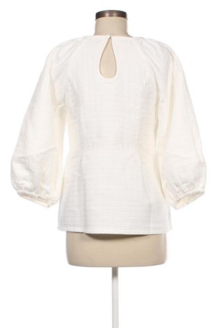 Дамска блуза Levi's, Размер S, Цвят Екрю, Цена 37,80 лв.