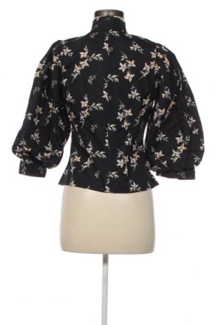 Дамска блуза Levi's, Размер XS, Цвят Черен, Цена 39,96 лв.