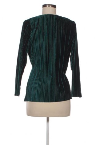 Дамска блуза Lindex, Размер M, Цвят Зелен, Цена 3,80 лв.