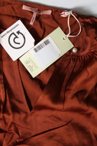 Дамска блуза Maison Scotch, Размер S, Цвят Кафяв, Цена 64,40 лв.