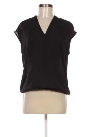 Дамска блуза Mohito, Размер M, Цвят Черен, Цена 7,53 лв.