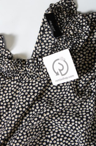 Дамска блуза Object, Размер M, Цвят Черен, Цена 5,10 лв.