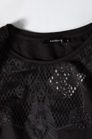 Дамска блуза Reserved, Размер S, Цвят Черен, Цена 9,60 лв.