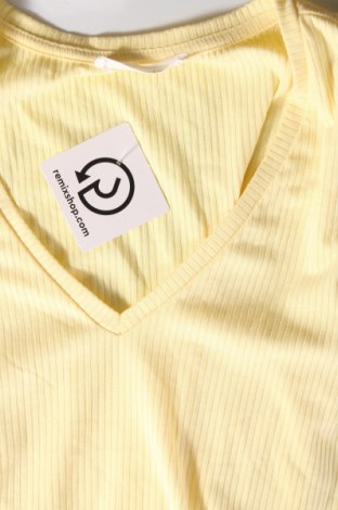 Дамска блуза Reserved, Размер XL, Цвят Жълт, Цена 19,55 лв.