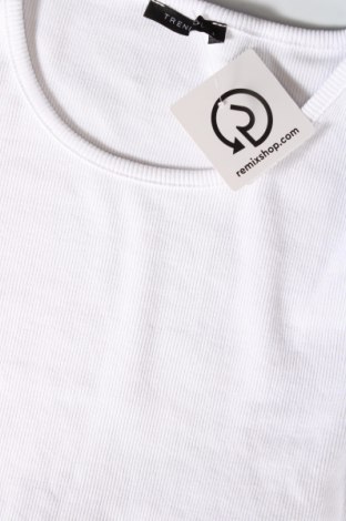 Damen Shirt Trendyol, Größe L, Farbe Weiß, Preis 39,69 €
