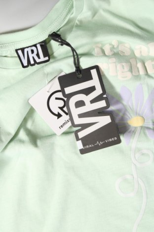 Дамска блуза Viral Vibes, Размер M, Цвят Зелен, Цена 11,55 лв.