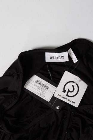 Γυναικεία μπλούζα Weekday, Μέγεθος M, Χρώμα Μαύρο, Τιμή 8,30 €