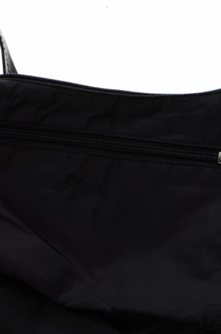 Дамска чанта S.Oliver, Цвят Черен, Цена 41,00 лв.
