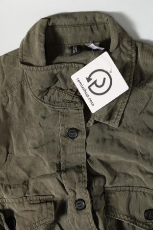 Dámská košile  H&M Divided, Velikost S, Barva Zelená, Cena  60,00 Kč