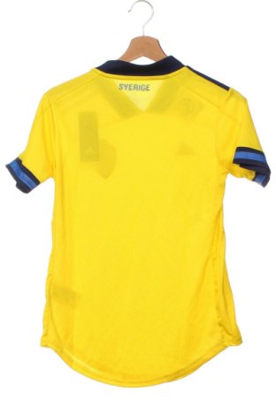 Дамска тениска Adidas, Размер XS, Цвят Жълт, Цена 35,34 лв.