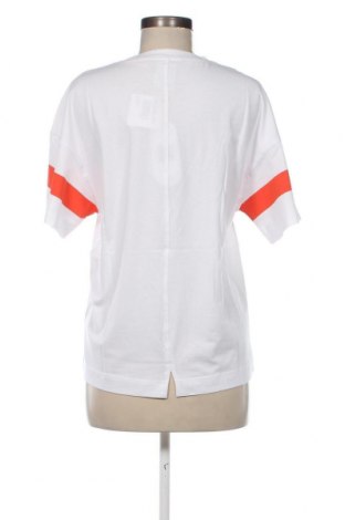Дамска тениска Diadora, Размер XS, Цвят Бял, Цена 17,98 лв.