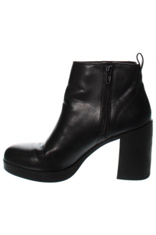 Dámské boty  H&M Divided, Velikost 40, Barva Černá, Cena  340,00 Kč