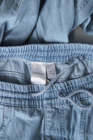 Damskie jeansy, Rozmiar XL, Kolor Niebieski, Cena 92,76 zł
