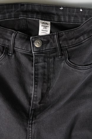 Damen Jeans, Größe M, Farbe Grau, Preis 15,13 €