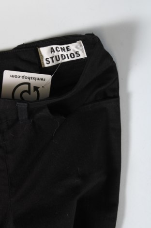 Дамски дънки Acne Studios, Размер XXS, Цвят Черен, Цена 39,04 лв.