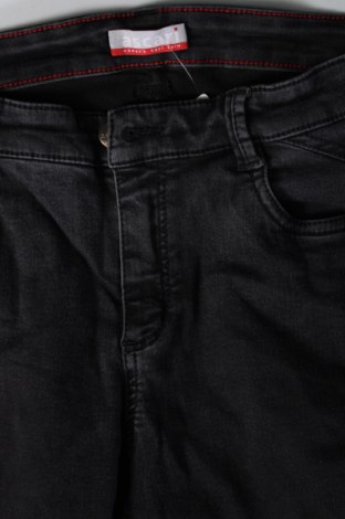 Дамски дънки Ascari Jeans, Размер M, Цвят Черен, Цена 8,20 лв.