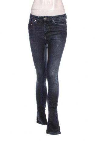 Дамски дънки Calvin Klein Jeans, Размер M, Цвят Син, Цена 41,06 лв.