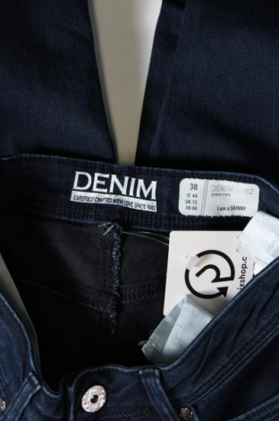 Damskie jeansy Denim 1982, Rozmiar M, Kolor Niebieski, Cena 18,55 zł