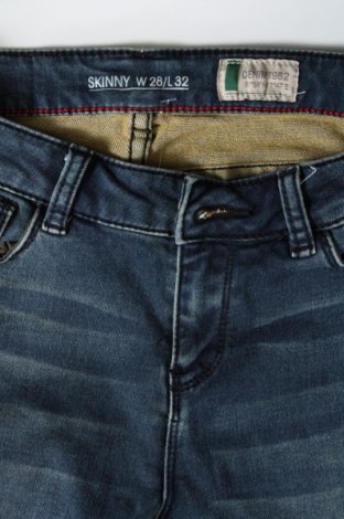 Γυναικείο Τζίν Denim 1982, Μέγεθος M, Χρώμα Μπλέ, Τιμή 3,59 €