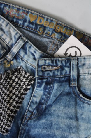 Damen Jeans Desigual, Größe XS, Farbe Blau, Preis 15,43 €