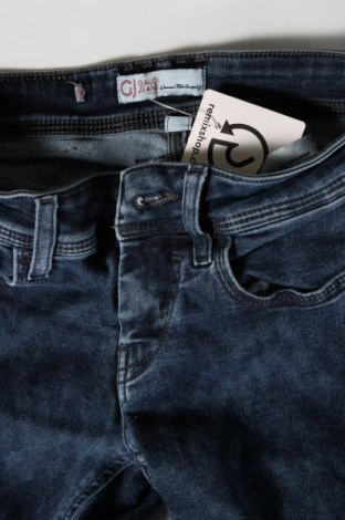 Дамски дънки Gaudi Jeans, Размер S, Цвят Син, Цена 75,00 лв.