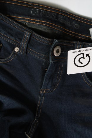 Damen Jeans Guess, Größe S, Farbe Blau, Preis € 26,79