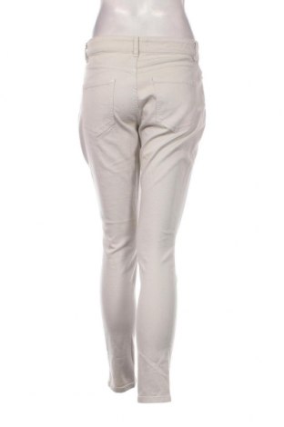Damen Jeans Marc Cain, Größe M, Farbe Weiß, Preis 95,34 €
