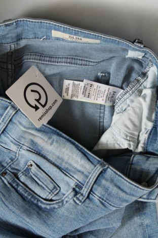 Dámske džínsy  Marks & Spencer, Veľkosť M, Farba Modrá, Cena  3,52 €