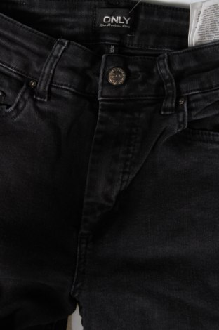 Damen Jeans ONLY, Größe M, Farbe Grau, Preis 4,73 €
