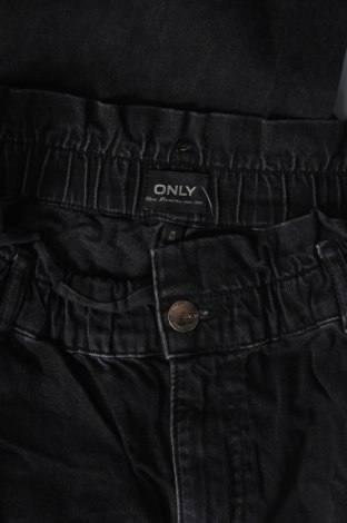 Dámske džínsy  ONLY, Veľkosť M, Farba Sivá, Cena  19,28 €