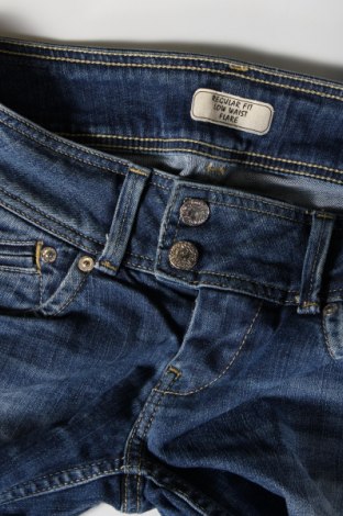 Γυναικείο Τζίν Pepe Jeans, Μέγεθος M, Χρώμα Μπλέ, Τιμή 24,17 €