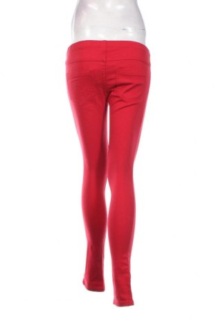 Dámske džínsy  Pieces, Veľkosť S, Farba Červená, Cena  27,30 €