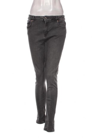 Γυναικείο Τζίν Primark, Μέγεθος XL, Χρώμα Γκρί, Τιμή 5,20 €