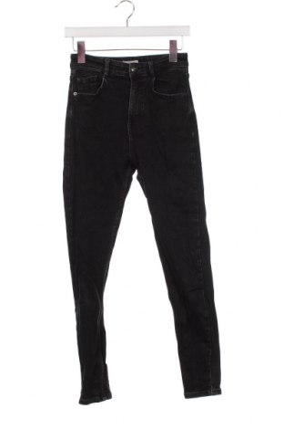 Dámske džínsy  Pull&Bear, Veľkosť S, Farba Čierna, Cena  27,70 €