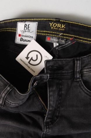 Damen Jeans Street One, Größe L, Farbe Grau, Preis 11,41 €