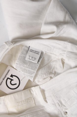 Дамски дънки Zara, Размер XS, Цвят Бял, Цена 27,00 лв.