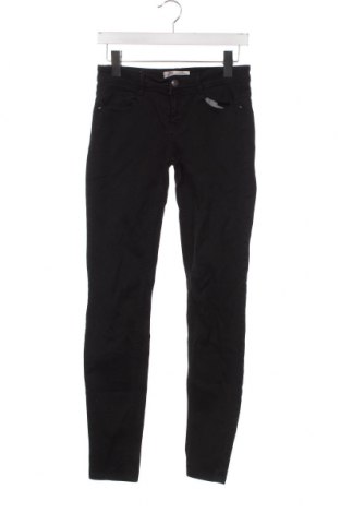 Dámské džíny  Zara Trafaluc, Velikost S, Barva Černá, Cena  295,00 Kč