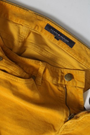 Γυναικείο κοτλέ παντελόνι Tommy Hilfiger, Μέγεθος S, Χρώμα Κίτρινο, Τιμή 35,77 €