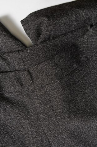 Pantaloni scurți de femei, Mărime S, Culoare Gri, Preț 23,94 Lei