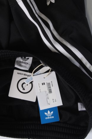 Dámské kraťasy  Adidas, Velikost M, Barva Černá, Cena  223,00 Kč