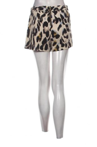 Дамски къс панталон Ann Christine, Размер S, Цвят Многоцветен, Цена 10,83 лв.