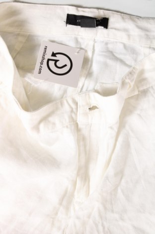 Damen Shorts Atmosphere, Größe M, Farbe Weiß, Preis 3,56 €
