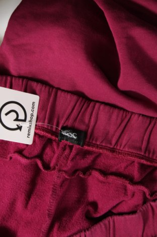 Дамски къс панталон Bpc Bonprix Collection, Размер 3XL, Цвят Червен, Цена 18,82 лв.