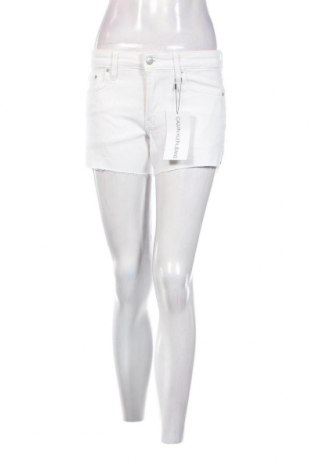 Дамски къс панталон Calvin Klein Jeans, Размер XS, Цвят Бял, Цена 74,40 лв.