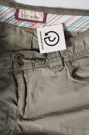 Pantaloni scurți de femei Esprit, Mărime XL, Culoare Verde, Preț 139,59 Lei