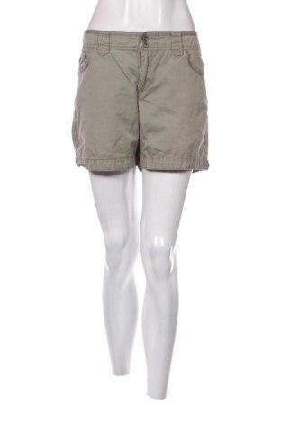 Damen Shorts Esprit, Größe XL, Farbe Grün, Preis 46,65 €