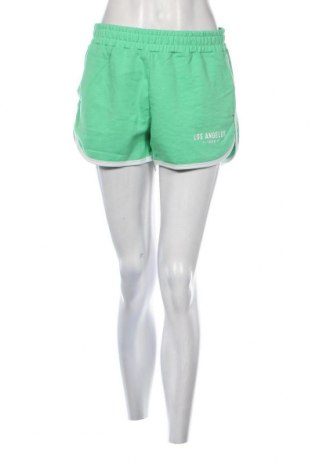 Γυναικείο κοντό παντελόνι Even&Odd, Μέγεθος L, Χρώμα Πράσινο, Τιμή 7,99 €