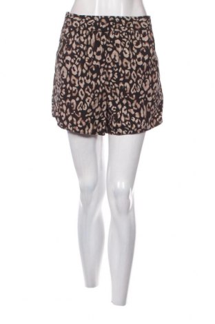 Дамски къс панталон H&M, Размер M, Цвят Многоцветен, Цена 11,73 лв.