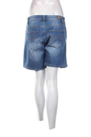 Дамски къс панталон Lee Cooper, Размер S, Цвят Син, Цена 49,62 лв.