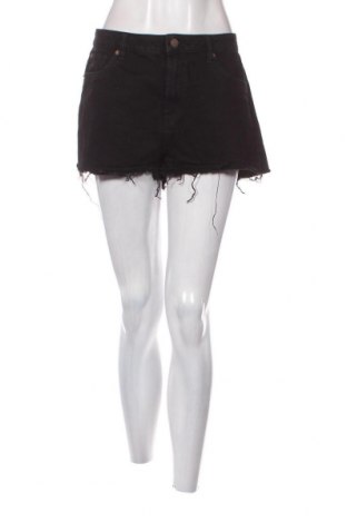 Damen Shorts New Look, Größe L, Farbe Schwarz, Preis 18,47 €